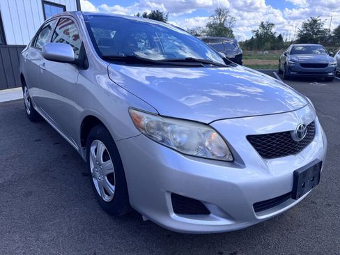 Used 2010 Toyota Corolla LE FWD image 4