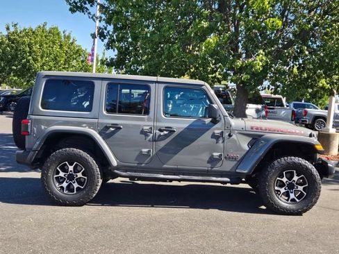 Used 2021 Jeep Wrangler Unlimited Rubicon AWD/4WD image 3