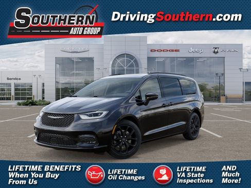 New 2026 Chrysler Pacifica Limited w/ S Appearance Package AWD/4WD image 1