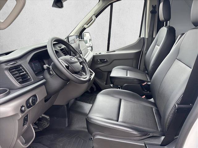 New 2026 Ford Transit 250 148 Medium Roof RWD image 10
