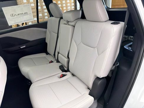 New 2026 Lexus TX 350 AWD image 17