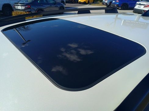 Certified 2024 Subaru Crosstrek 2.5i Limited w/ Crosstrek Mirror Package image 9