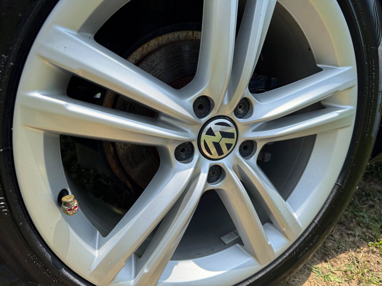 Used 2013 Volkswagen Passat TDI SE FWD image 10