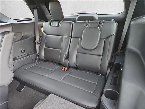 New 2026 Ford Explorer ST-Line w/ ST-Line Street Pack image 11