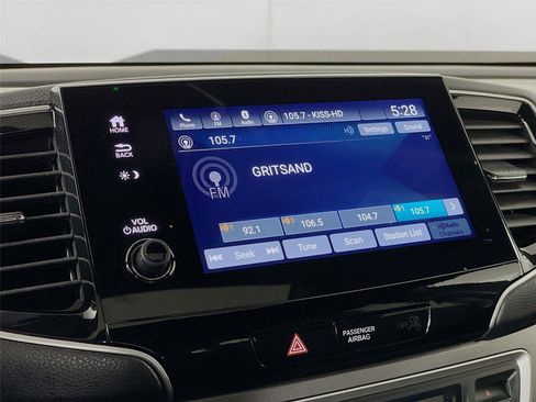 Certified 2023 Honda Passport EX-L image 19