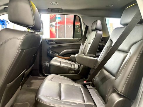 Used 2019 Chevrolet Tahoe LT image 14