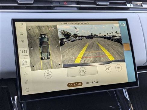 New 2026 Land Rover Range Rover Sport SE AWD/4WD image 13