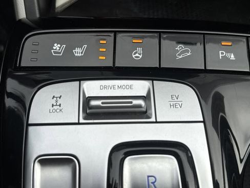 Used 2022 Hyundai Tucson Limited w/ Cargo Package image 23