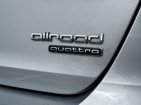 Used 2020 Audi A4 2.0T allroad Premium Plus AWD/4WD image 7