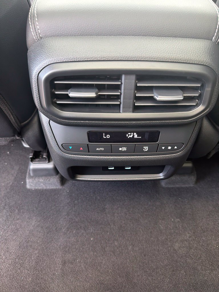 New 2026 Honda Pilot Touring image 12