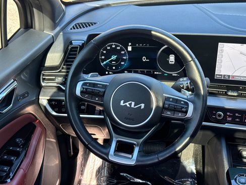 Used 2024 Kia Sportage SX Prestige image 24