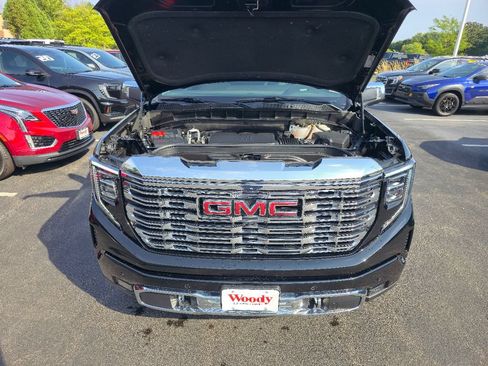 Certified 2024 GMC Sierra 1500 Denali AWD/4WD image 29