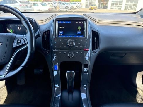 Used 2013 Chevrolet Volt Premium w/ Premium Trim Package FWD image 22