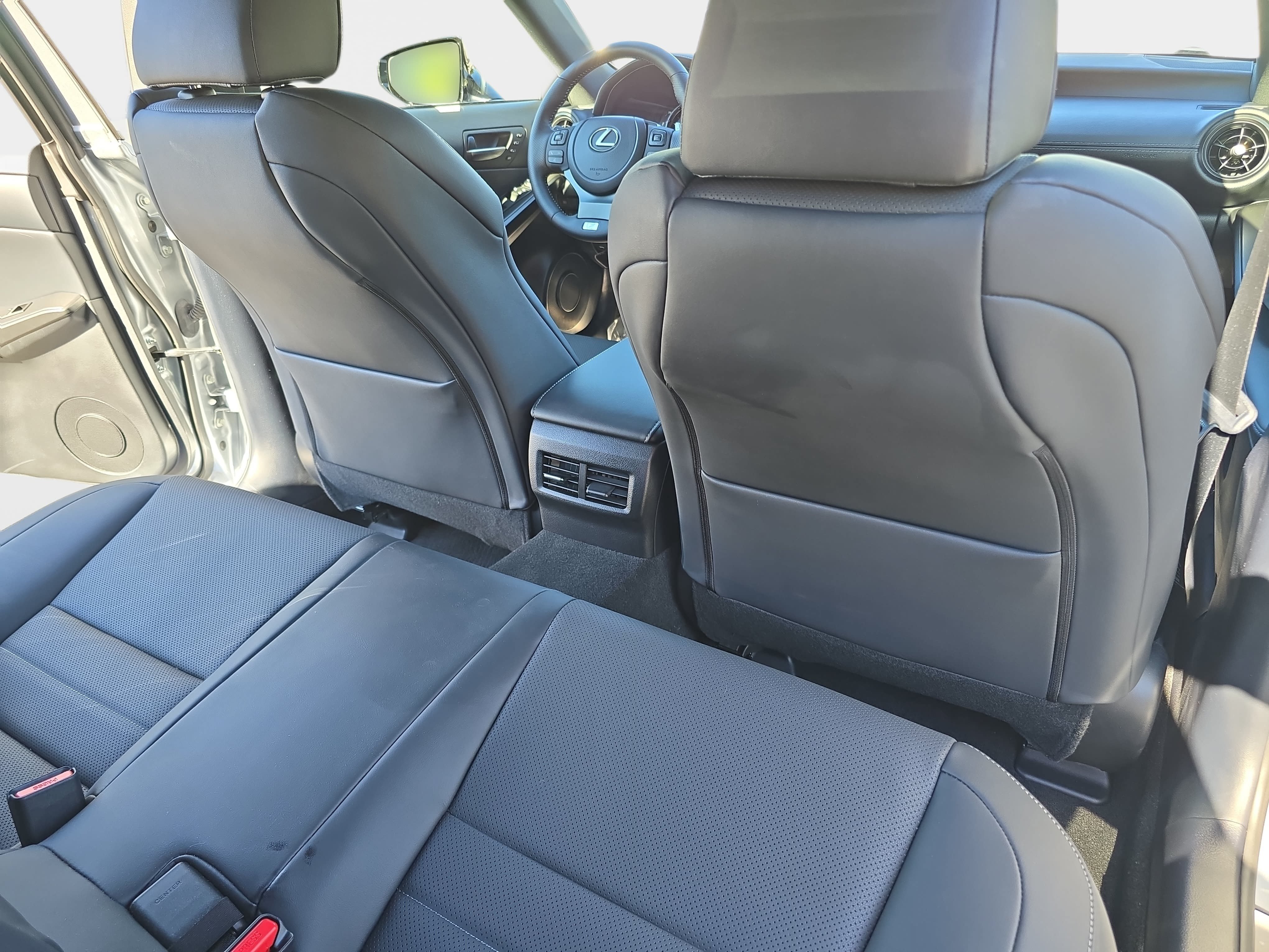 Used 2025 Lexus IS 350 F Sport w/ Navigation Package RWD image 11