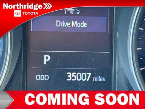 Used 2021 Toyota C-HR LE FWD image 10