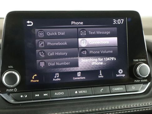 Used 2023 Nissan Rogue S image 33