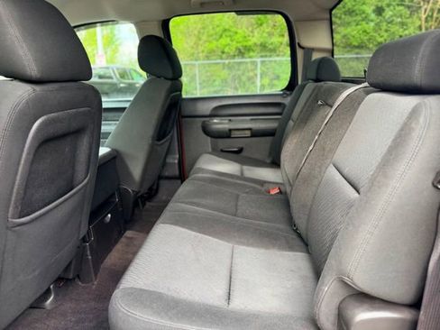 Used 2010 Chevrolet Silverado 1500 LT w/ Power Pack Plus AWD/4WD image 19