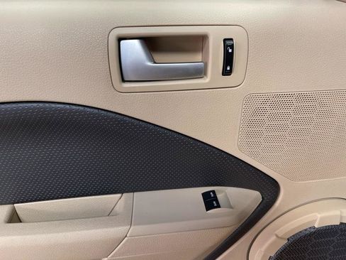 Used 2008 Ford Mustang GT Premium image 28