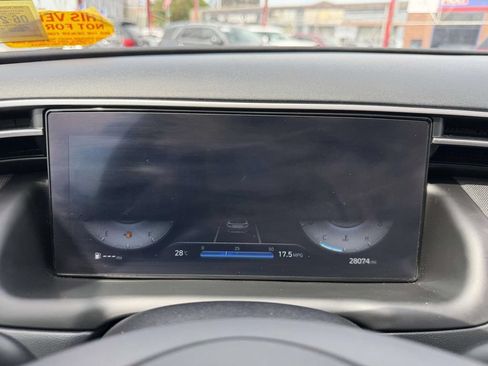 Certified 2023 Hyundai Tucson Limited AWD/4WD image 29