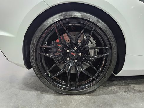 Used 2025 Chevrolet Corvette Z06 w/ Z07 Performance Package RWD image 44