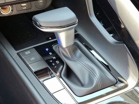 New 2025 Hyundai Elantra SEL image 8