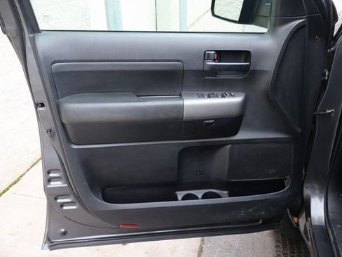 Used 2013 Toyota Tundra 4x4 Double Cab image 19