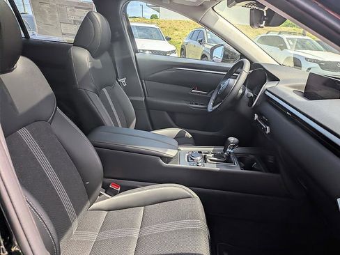 New 2026 MAZDA CX-50 AWD 2.5 S w/ Preferred Pkg image 28