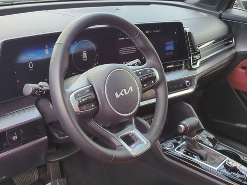 Used 2024 Kia Sportage SX image 18