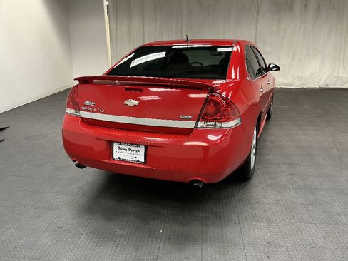Used 2009 Chevrolet Impala LTZ FWD image 5