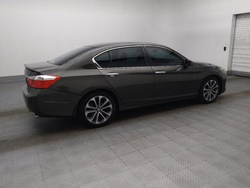 Used 2015 Honda Accord Sport image 10