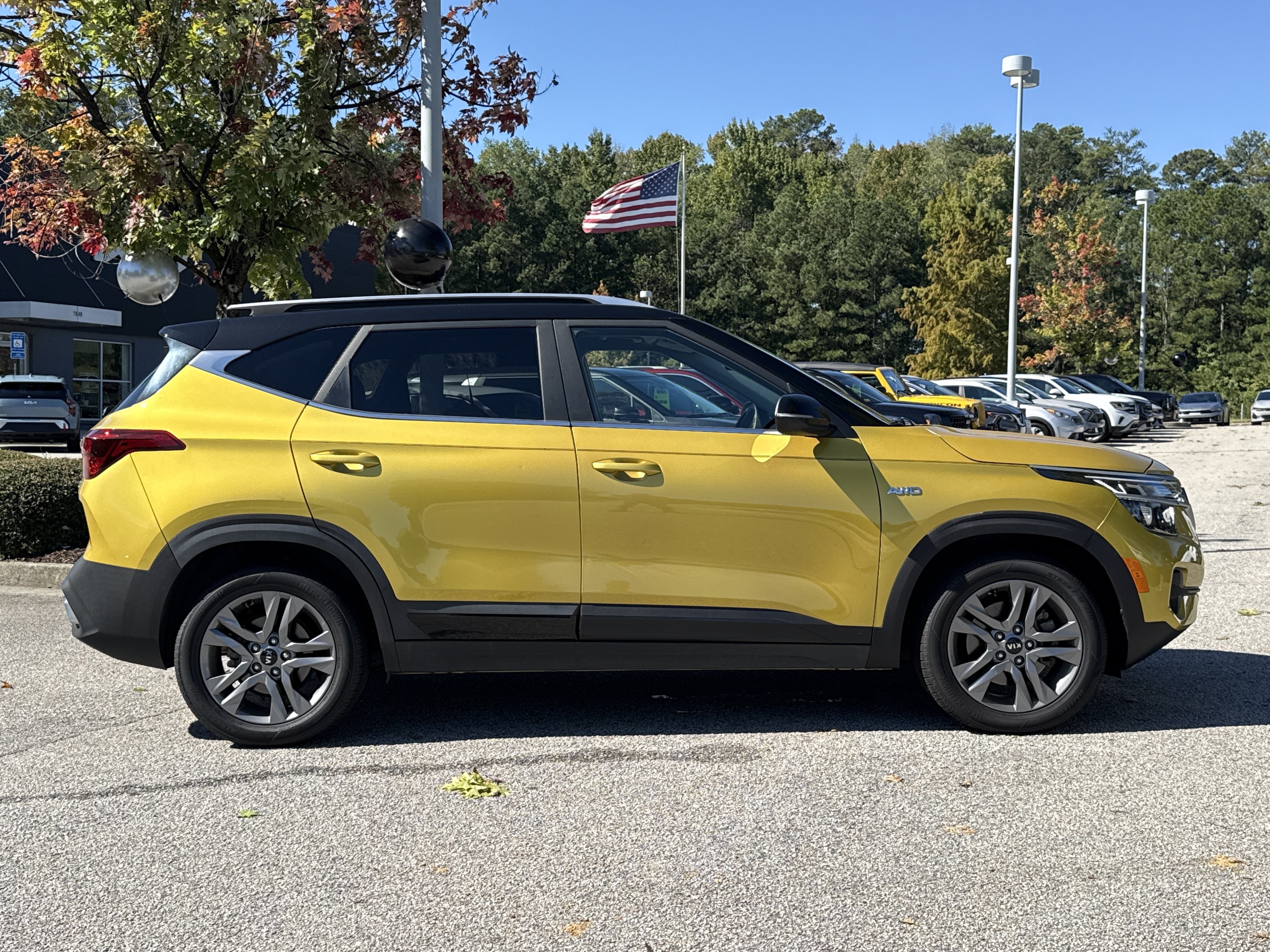 Used 2021 Kia Seltos S AWD/4WD image 23