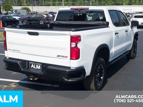 Used 2023 Chevrolet Silverado 1500 ZR2 image 6