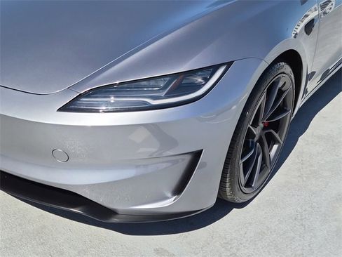 Used 2025 Tesla Model 3 Performance image 10