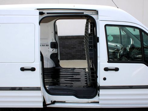 Used 2013 Ford Transit Connect XLT image 12