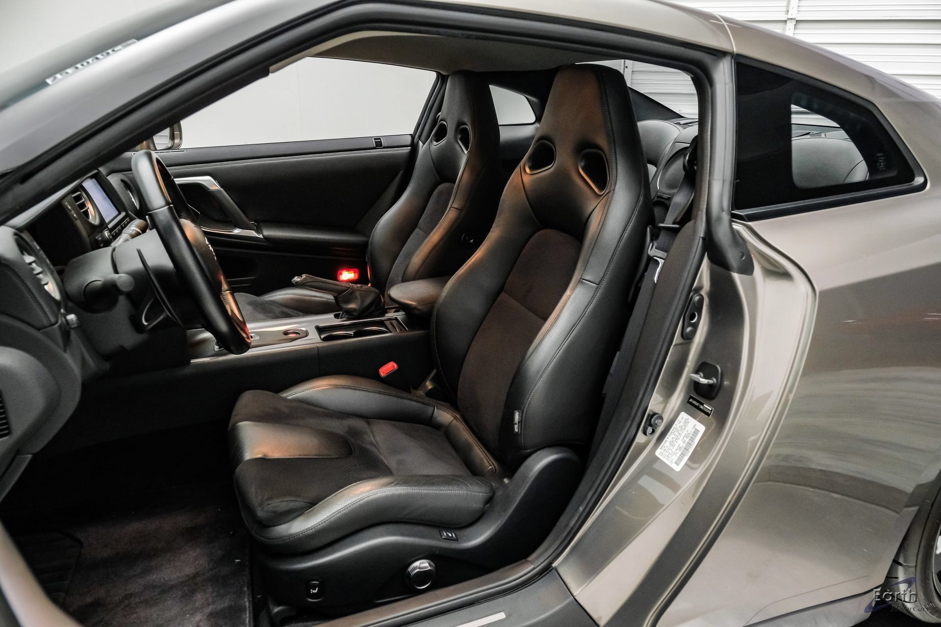 Used 2009 Nissan GT-R Premium AWD/4WD image 49
