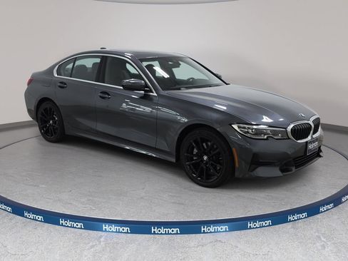 Used 2020 BMW 330i xDrive Sedan w/ Convenience Package AWD/4WD image 4