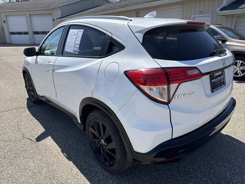 Used 2022 Honda HR-V Sport image 12