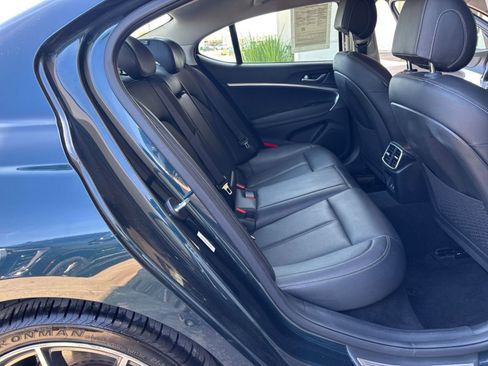 Used 2025 Genesis G70 2.5T AWD/4WD image 41