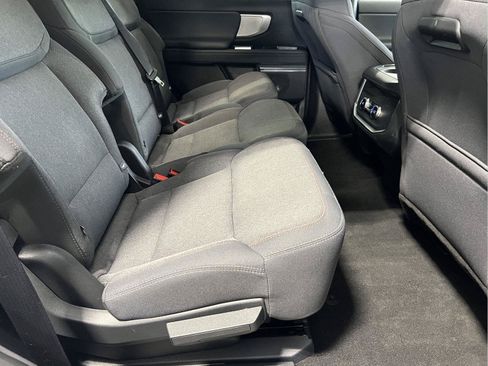 Used 2025 Ford Expedition Active AWD/4WD image 17