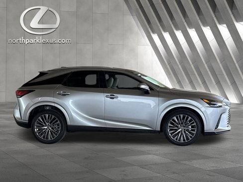 Certified 2023 Lexus RX 350 FWD w/ Cold Area Package image 4