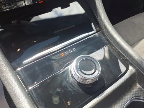 Used 2024 Jeep Grand Cherokee Altitude AWD/4WD image 27