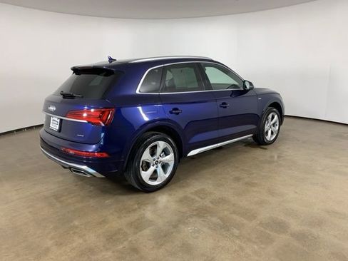 Used 2023 Audi Q5 2.0T Prestige w/ Prestige Package image 8