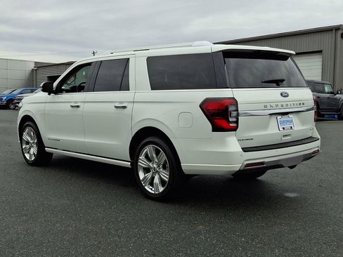 Certified 2023 Ford Expedition Max Platinum image 4