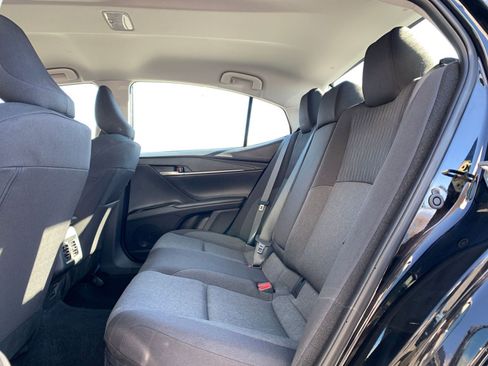 Used 2025 Toyota Camry LE image 25