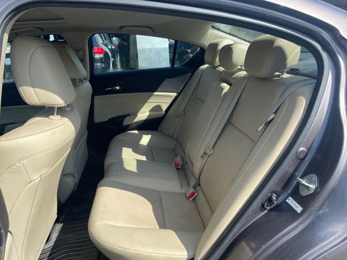 Used 2013 Acura ILX w/ Technology Package FWD image 15