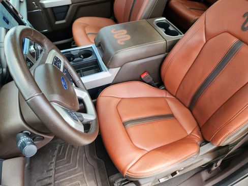 Used 2022 Ford F250 King Ranch w/ King Ranch Ultimate Package AWD/4WD image 13