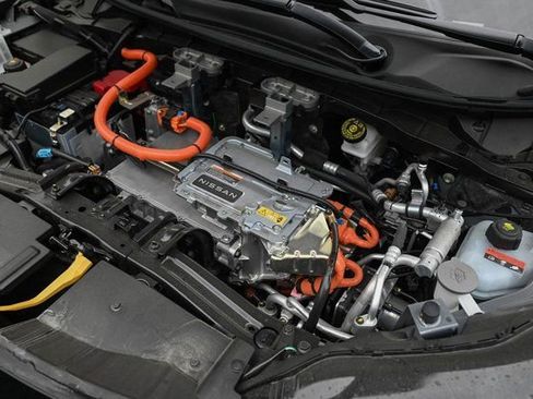 New 2025 Nissan Ariya Platinum image 30