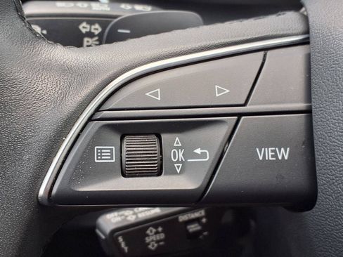 Used 2025 Audi Q3 2.0T Premium AWD/4WD image 12