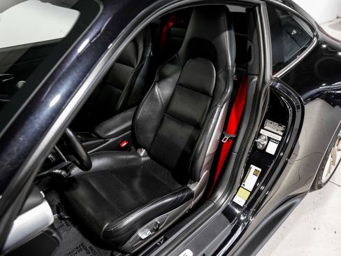 Used 2018 Porsche 911 Carrera GTS image 19