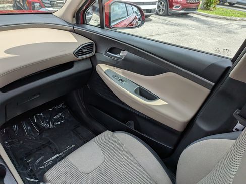 Used 2020 Hyundai Santa Fe SEL FWD image 16